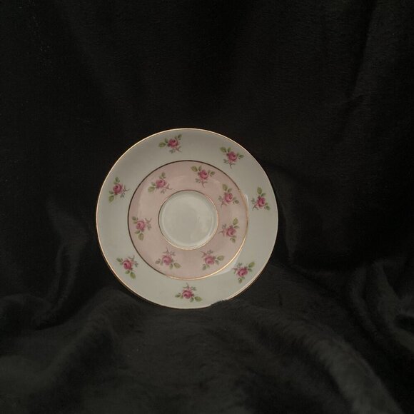 Vintage Elizabethan Taylor and Kent Roses Teacup and Saucer Set - Picture 5 of 6
